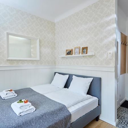 Central Place For You Pl. Bankowy Varşovia Exterior foto