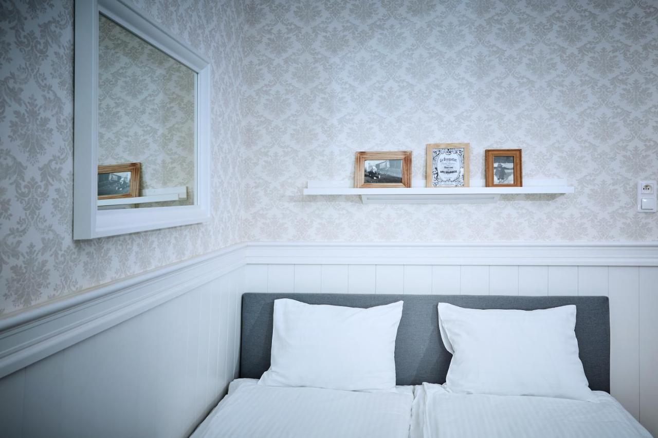 Central Place For You Pl. Bankowy Varşovia Exterior foto