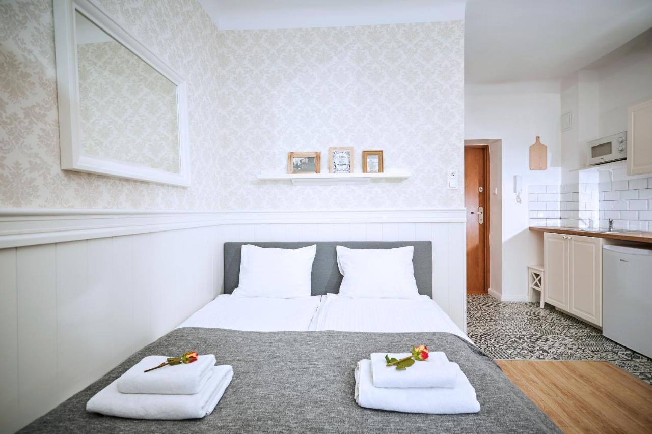 Central Place For You Pl. Bankowy Varşovia Exterior foto